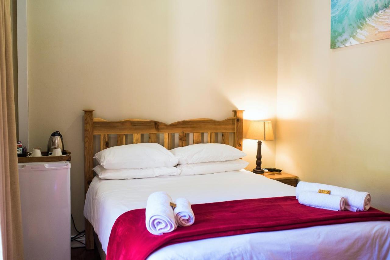 The Tides Inn Bed And Breakfast 다반 외부 사진